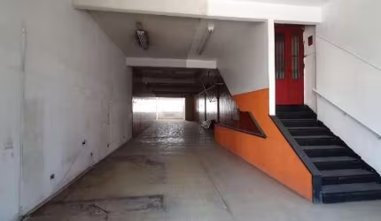 Prédio comercial para locação de 600m² na Saúde