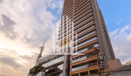 Aluguel Apartamento com 160 m2, 3 suites, varanda em 2 quartos, living com varanda e 2 vagas Lazer completo