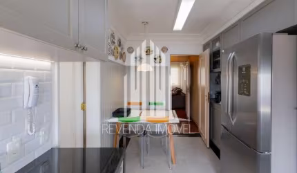 Apartamento com 156 metros com ou sem mobilia em Moema