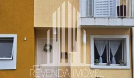 Casa à venda em São Paulo-SP: 3 quartos, 1 suíte, 2 salas, 2 banheiros, 2 vagas no Parque Munhoz - 115m². Confira!