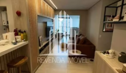 Apartamento no Condomínio Contemporâneo Jardins de 2 quartos e 1 suíte à venda em Pinheiros, São Paulo-SP: 74m², 2 banheiros e 1 vaga de garagem!