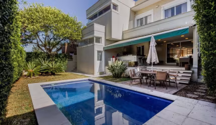 Casa de alto padrão à venda - 4 suítes - 4 Vagas - Alphaville - Burle Marx