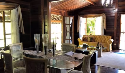 CASA A VENDA COM 3 SUITES, 4 VAGAS - GRANJA VIANA II