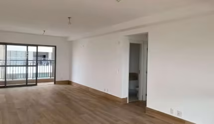 Apartamento com 227 m2 com 3 dormitórios sendo 3 suítes completo com planejados e 4 vagas  na Vila Gilda em Santo André.