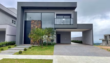 Casa Luxuosa em Aldeia da Serra - SP
