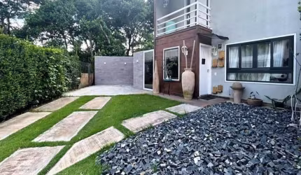 Casa em condomínio para venda em Cotia
