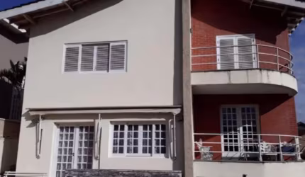 CASA A VENDA RESIDENCIAL ALPHA 9  4 Dormitorios  365m²