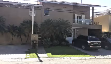 Casa à venda em Alphaville com 620m² 6 dormitórios 6 suítes 8 banheiros 6 vagas