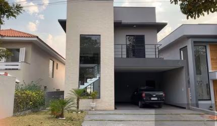 Casa de 290 m², cpm 3 suítes, à venda no Condomínio New Ville