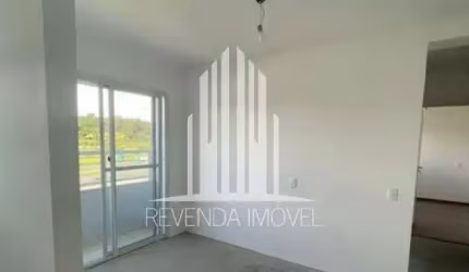Apartamento no Condomínio Villa Park Osasco à venda em Osasco-SP, bairro Piratininga: 2 quartos, 1 banheiro, 1 vaga, 47m². Venha conferir!