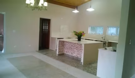 Casa Terrea 3 quartos/ 2 suítes/  Granja Viana