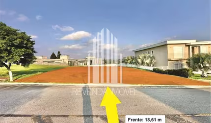 Terreno de 549,59 m² no condomínio Alphaville Granja Viana.