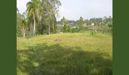 Área à venda em Filipinho - Embu-Guaçu