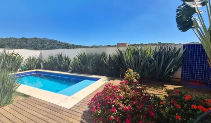 Casa em condomínio de 420m², 4 Dorms, 4 Suítes, 4 Vagas, Santana de Paranaíba, SP
