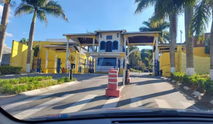 TERRENO - CONDOMINIO FECHADO