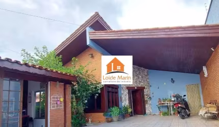 Casa a venda no bairro Vila Santana em Sorocaba
