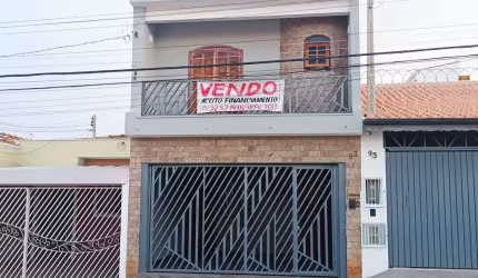 Casa a venda no bairro Vila Santana em Sorocaba