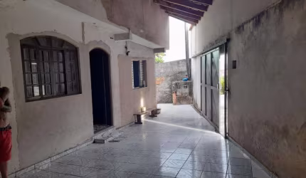 Casa em Sorocaba, Vila Fiori com 2 quartos, 180m²