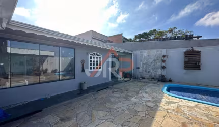 Casa com 3 quartos à venda na Rua Marechal Juarez Távora, Passauna, Araucária por R$ 750.000