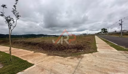 Terreno à venda na Rua Yoshiaki Nagano, Capela Velha, Araucária por R$ 583.000