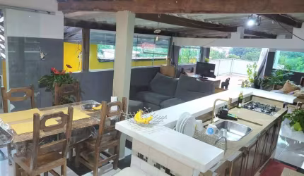 Alugo Casa Comercial com 60 m2 no Parque Monte Alegre - Taboão da Serra -SP