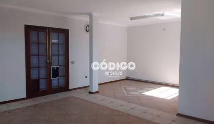Casa com 3 dormitórios, 520 m² - venda por R$ 2.220.000,00 ou aluguel por R$ 8.490,00/mês - Vila São João - Guarulhos/SP