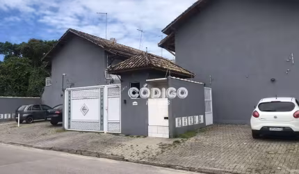 Sobrado com 2 dormitórios à venda, 74 m² por R$ 235.000,00 - Agenor de Campos - Mongaguá/SP