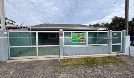 Casa com 2 quartos à venda na Rua Francisca Luiza dos Santos, 91, Campo de Santana, Curitiba, 49 m2 por R$ 450.000