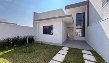 Casa com 3 quartos à venda na Rua Buganvile, 233, Eucaliptos, Fazenda Rio Grande, 60 m2 por R$ 420.000