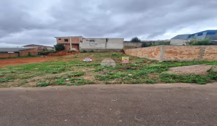 Terreno à venda na Rua Tom Jobim, 143, Jardim Veneza, Fazenda Rio Grande por R$ 120.000