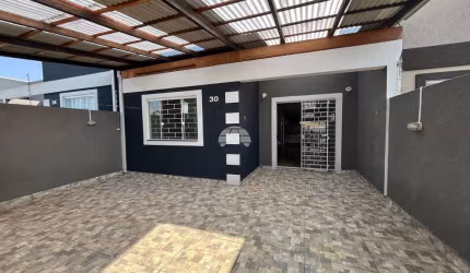 Casa com 2 quartos para alugar na Travessa Rio Missouri, 3040, Iguaçu, Fazenda Rio Grande, 48 m2 por R$ 1.400