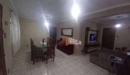 Casa 3 dormitórios e 4 garagens, terreno 10 x 29, à venda na Cidade A. E. Carvalho - São Paulo/SP
