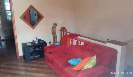 Casas: 1 c/ 3 dormitórios e 1 c/ 2 dormitórios à venda, Cangaíba, São Paulo/SP