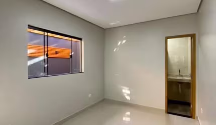 Casa Jardim do Café 2 - nova com 3 quartos e suíte, projeto único