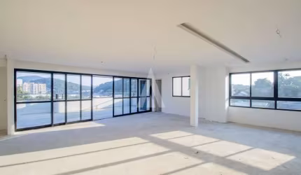Cobertura com 3 quartos à venda na Rua Luiz Delfino, --, Glória, Joinville, 235 m2 por R$ 1.700.000