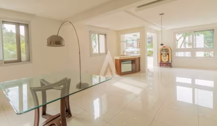 Apartamento com 3 quartos à venda na Rua João Theis, --, Atiradores, Joinville por R$ 1.350.000