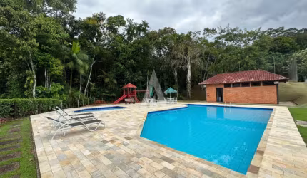 Terreno em condomínio fechado à venda na Rua Ex Combatentes, --, Saguaçu, Joinville por R$ 1.600.000