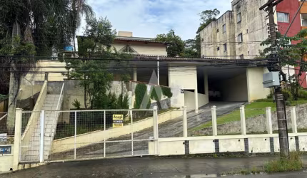 Casa com 4 quartos à venda na Rua Tenente Antônio João, --, Bom Retiro, Joinville por R$ 850.000