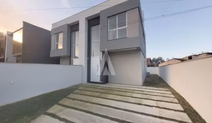 Casa com 3 quartos à venda na Olímpio Dozol Florenço, --, Ubatuba, São Francisco do Sul, 110 m2 por R$ 780.000