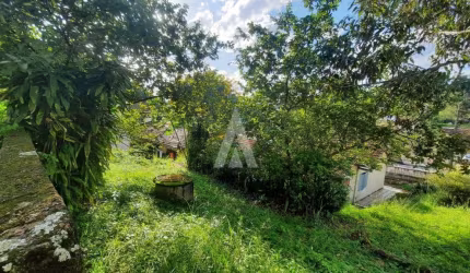 Terreno à venda na Rua Guarapuava, --, Floresta, Joinville por R$ 720.000