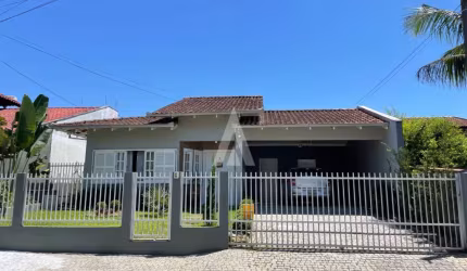 Casa com 4 quartos à venda na Afonso Frederico Leopoldo Koentop, --, Bom Retiro, Joinville por R$ 980.000