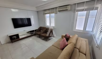 Casa com 4 quartos à venda na Rua Ágata, --, Saguaçu, Joinville por R$ 1.400.000