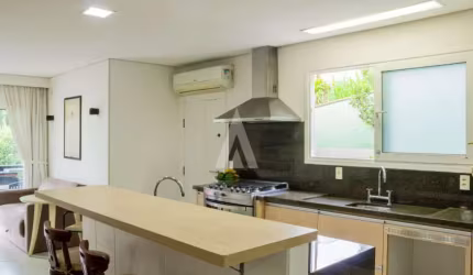 Casa com 4 quartos à venda na Rua Colon, --, Glória, Joinville por R$ 890.000