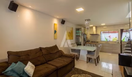 Casa com 3 quartos à venda na Rua Saldanha Marinho, --, Saguaçu, Joinville por R$ 697.000