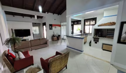 Casa com 4 quartos à venda na Rua João José Clemente, --, Costa e Silva, Joinville por R$ 1.250.000