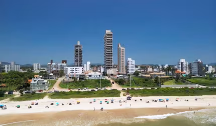 Apartamento com 4 quartos à venda na Avenida Nereu Ramos, --, Itacolomi, Balneário Piçarras por R$ 2.559.204