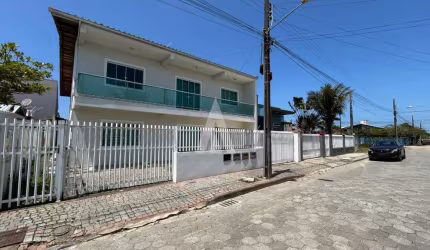 Casa com 9 quartos à venda na Rua Irati, --, Praia da Saudade, São Francisco do Sul, 315 m2 por R$ 1.250.000