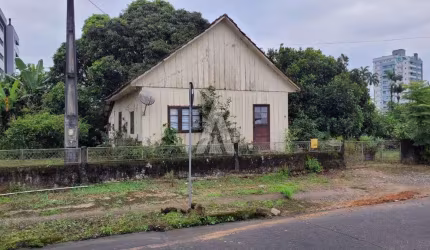 Terreno à venda na Rua Mondaí, --, Saguaçu, Joinville por R$ 3.390.000