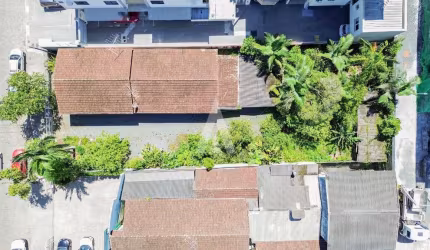 Terreno à venda na Rua Doutor Plácido Gomes, --, Anita Garibaldi, Joinville por R$ 1.600.000