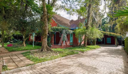 Casa com 4 quartos à venda na Rua Marechal Deodoro, --, América, Joinville, 430 m2 por R$ 2.700.000